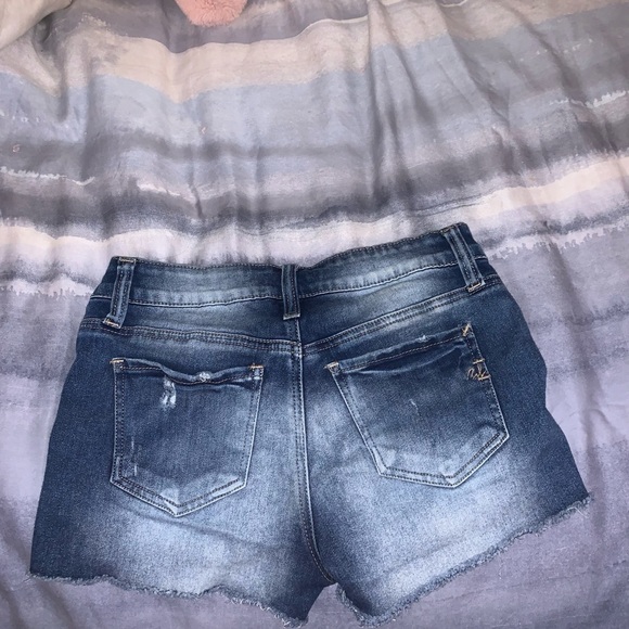 too small - Picture 2 of 2